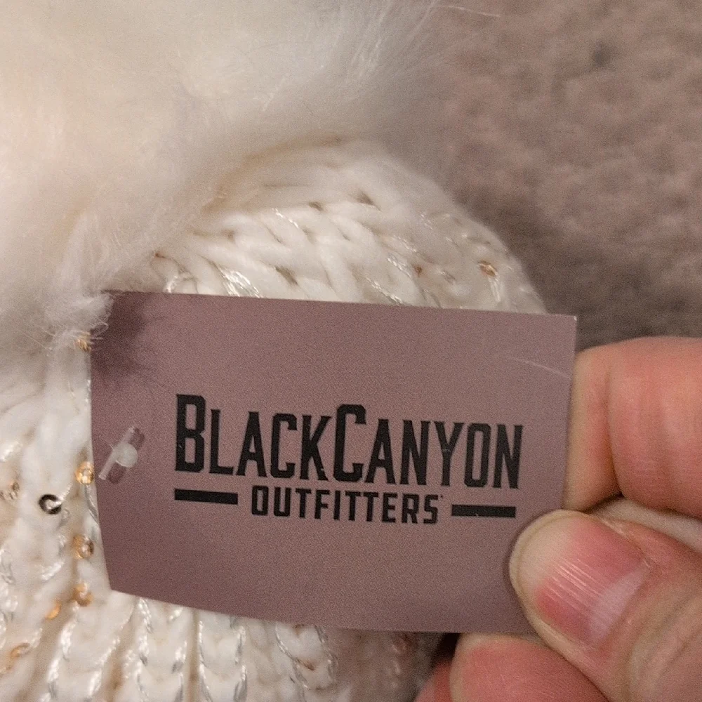 Chic Kids Sequin White And Gold Beanie with Pom Pom NWT